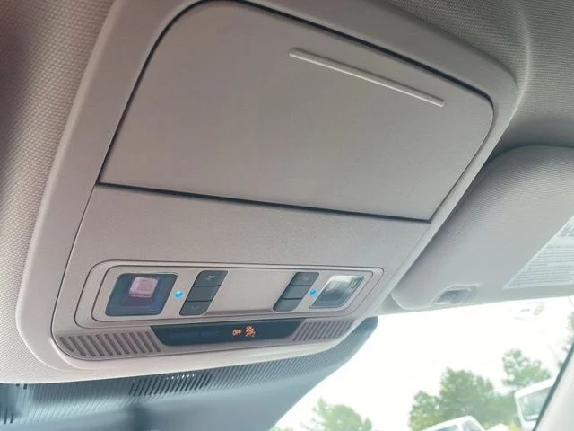 New 2026 Space White Metallic Ford Active image 22
