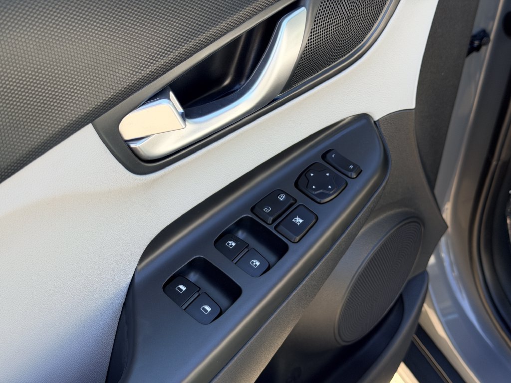 2023 Hyundai Kona EV SE - Photo 25