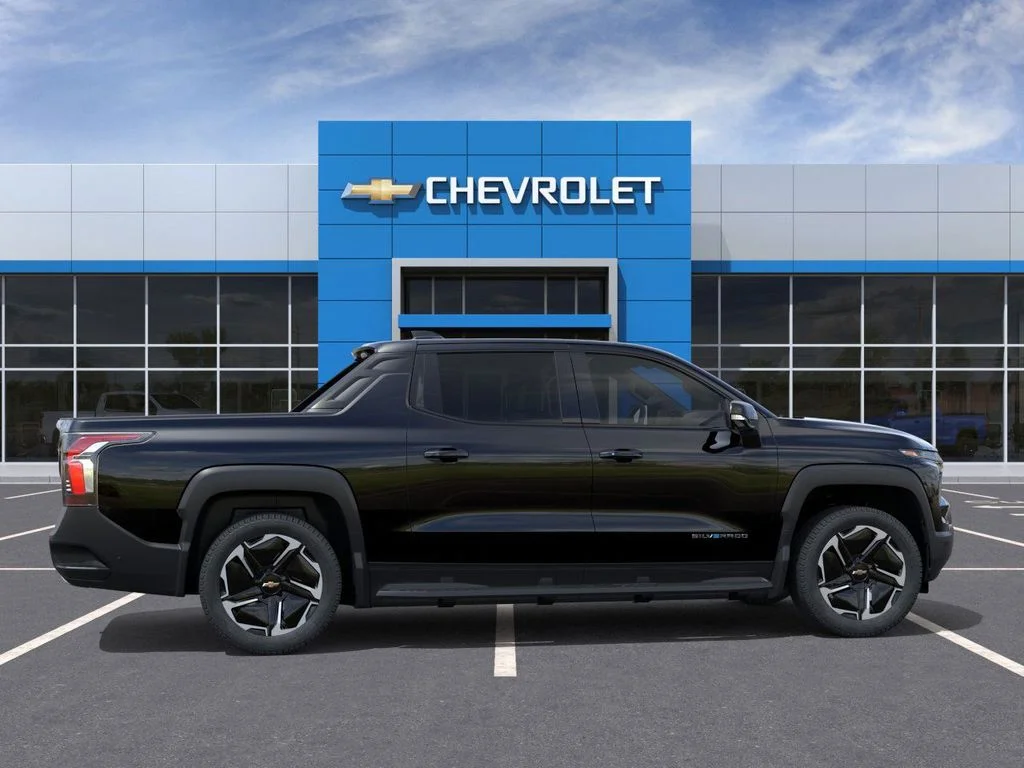New 2026 Black Chevrolet LT image 5