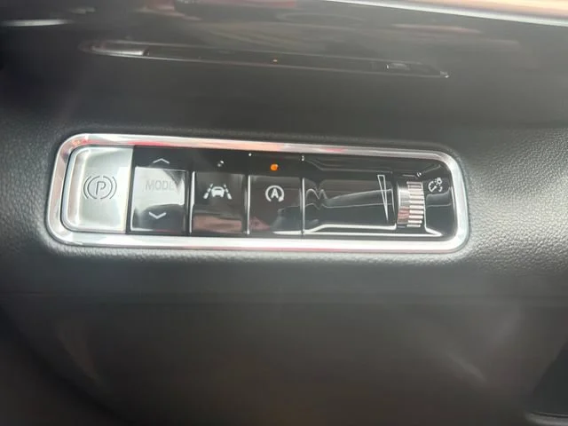Used 2024 Ebony Twilight Metallic Buick Sport Touring image 22