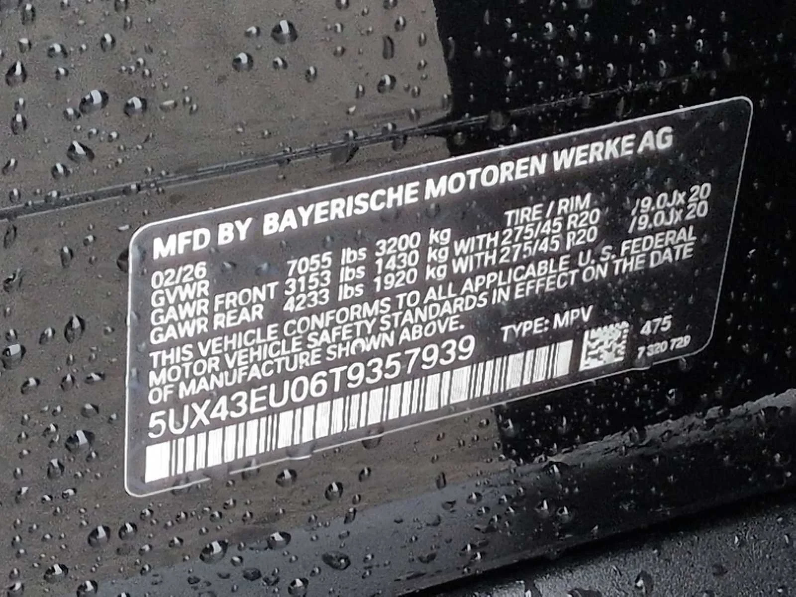 Used 2026 Black Sapphire Metallic BMW xDrive50e image 37
