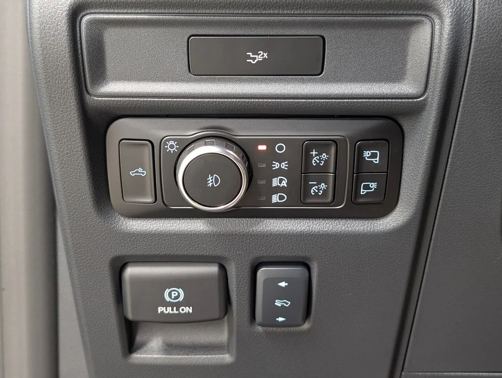 New 2026 Carbonized Gray Metallic Ford Lariat® image 14