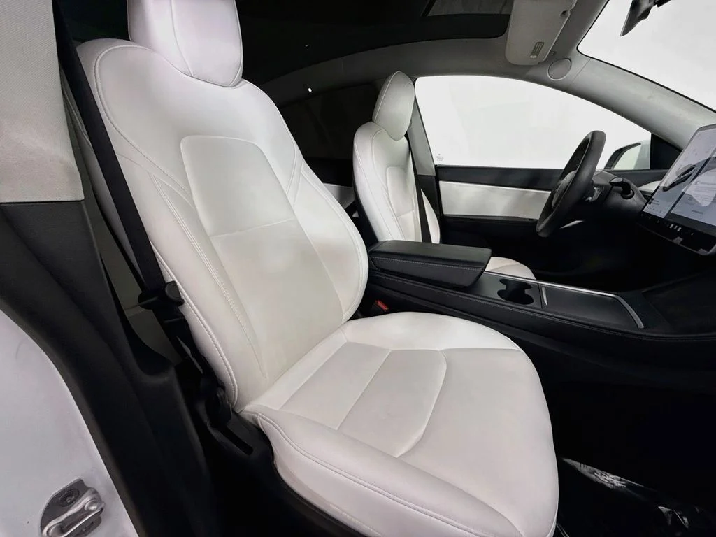 Used 2022 White Tesla Long Range image 29