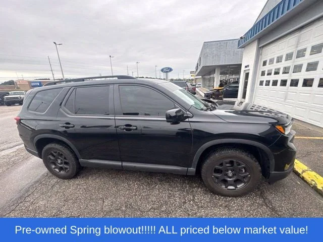 Used 2025 Black Honda TrailSport image 4