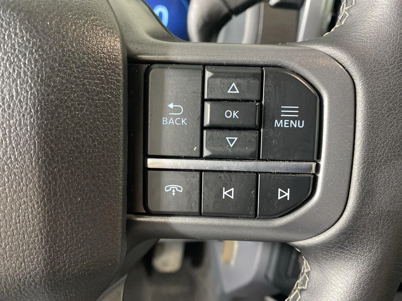 Used 2025 Atlas Blue Ford XLT image 16