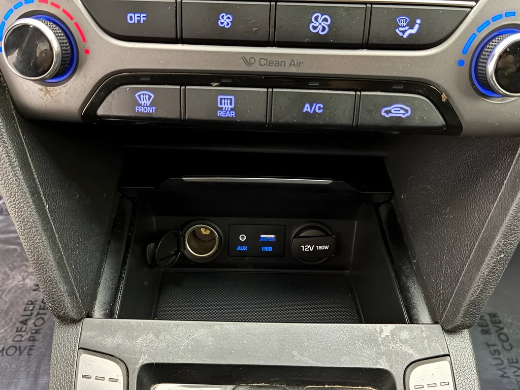 Used 2017 Quartz White Pearl Hyundai Value Edition image 21