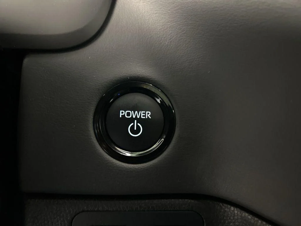 Used 2026 Magnetic Gray Metallic Toyota Platinum image 33