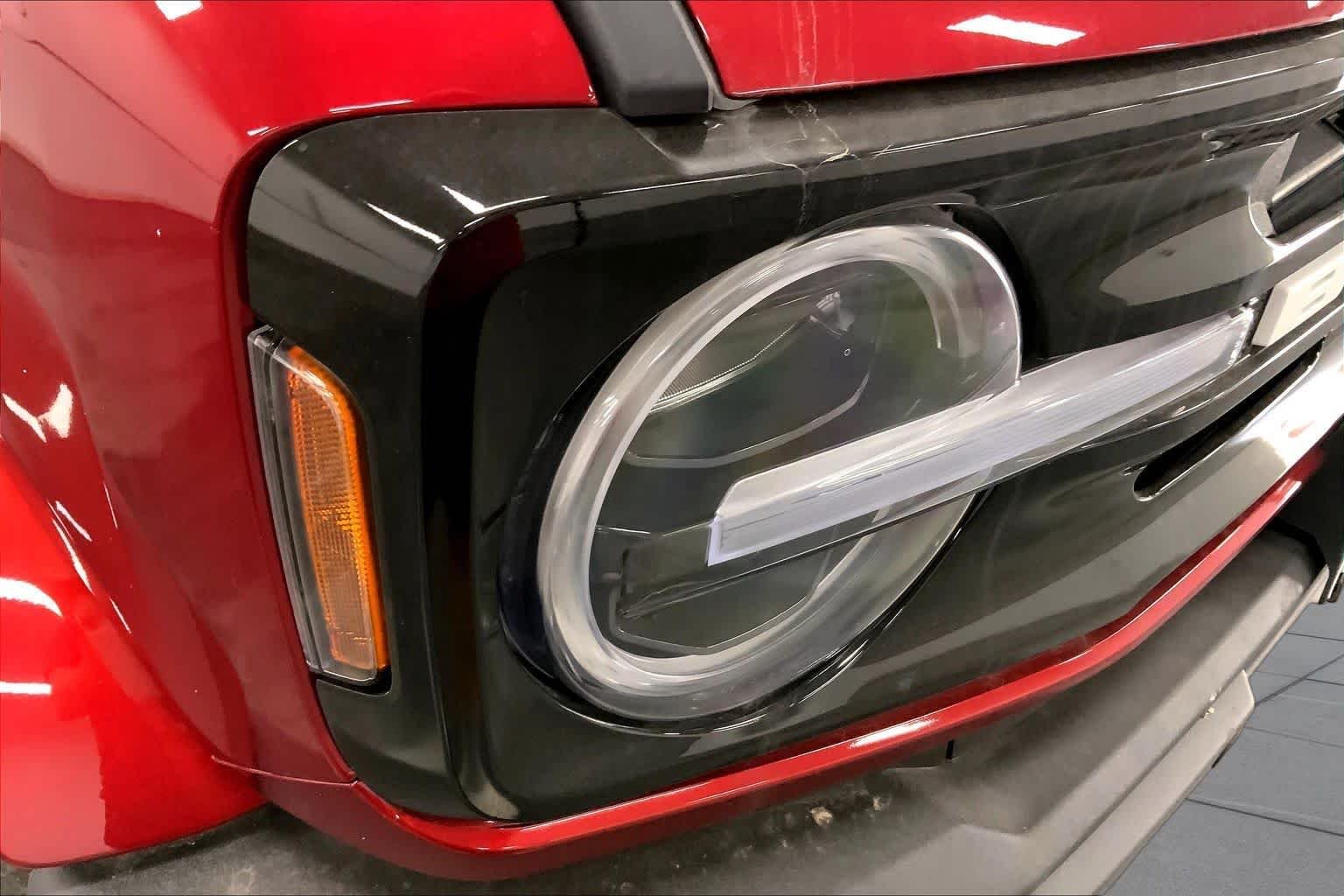 New 2026 Ruby Red Metallic Tinted Clearcoat Ford Outer Banks® image 13