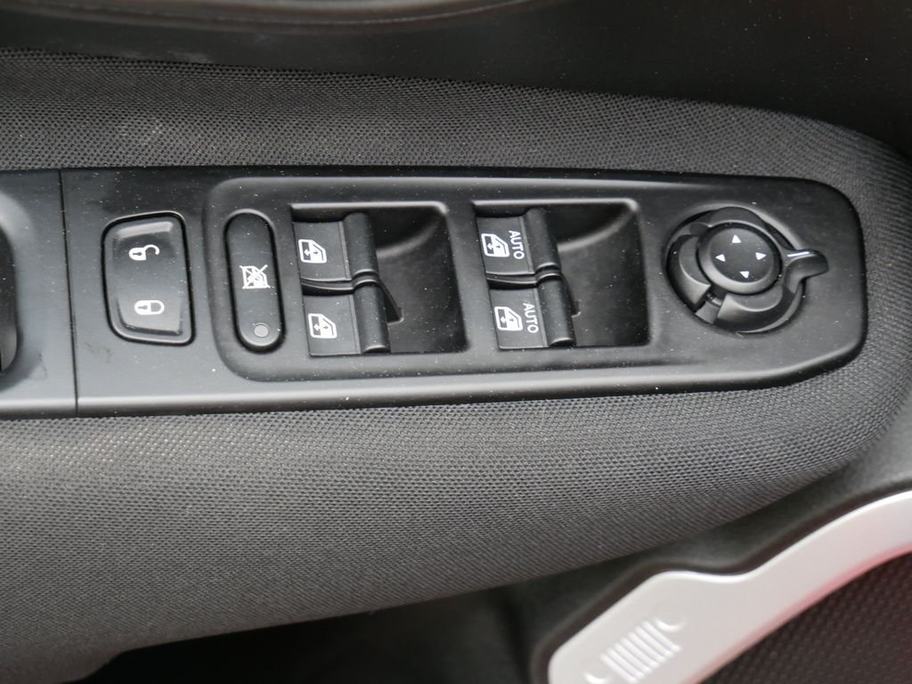 Certified Used 2020 Red Jeep Latitude image 16
