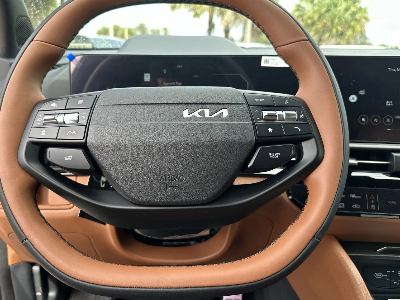 New 2026 Wolf Gray Kia X-Line Prestige image 13