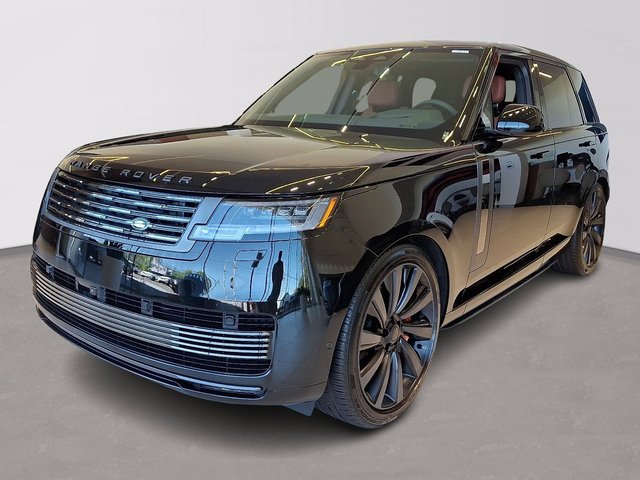 2026 Land Rover Range Rover SV