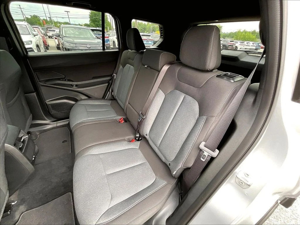 New 2026 Silver Zynith Clearcoat Jeep Laredo image 15
