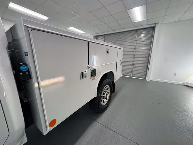 New 2026 Summit White GMC Pro image 8