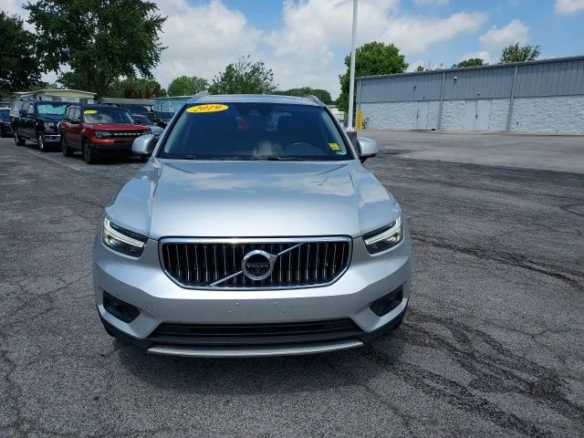 Used 2019 Silver Volvo T4 Inscription image 10