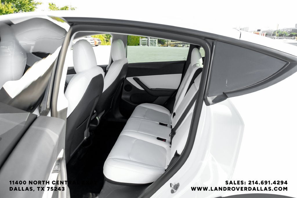 Used 2022 Pearl White Multi-Coat Tesla Performance image 30