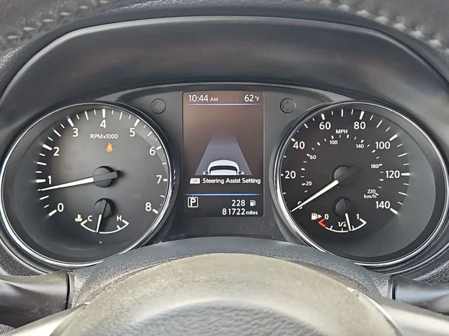 Used 2020 Orange Metallic Nissan SL image 3