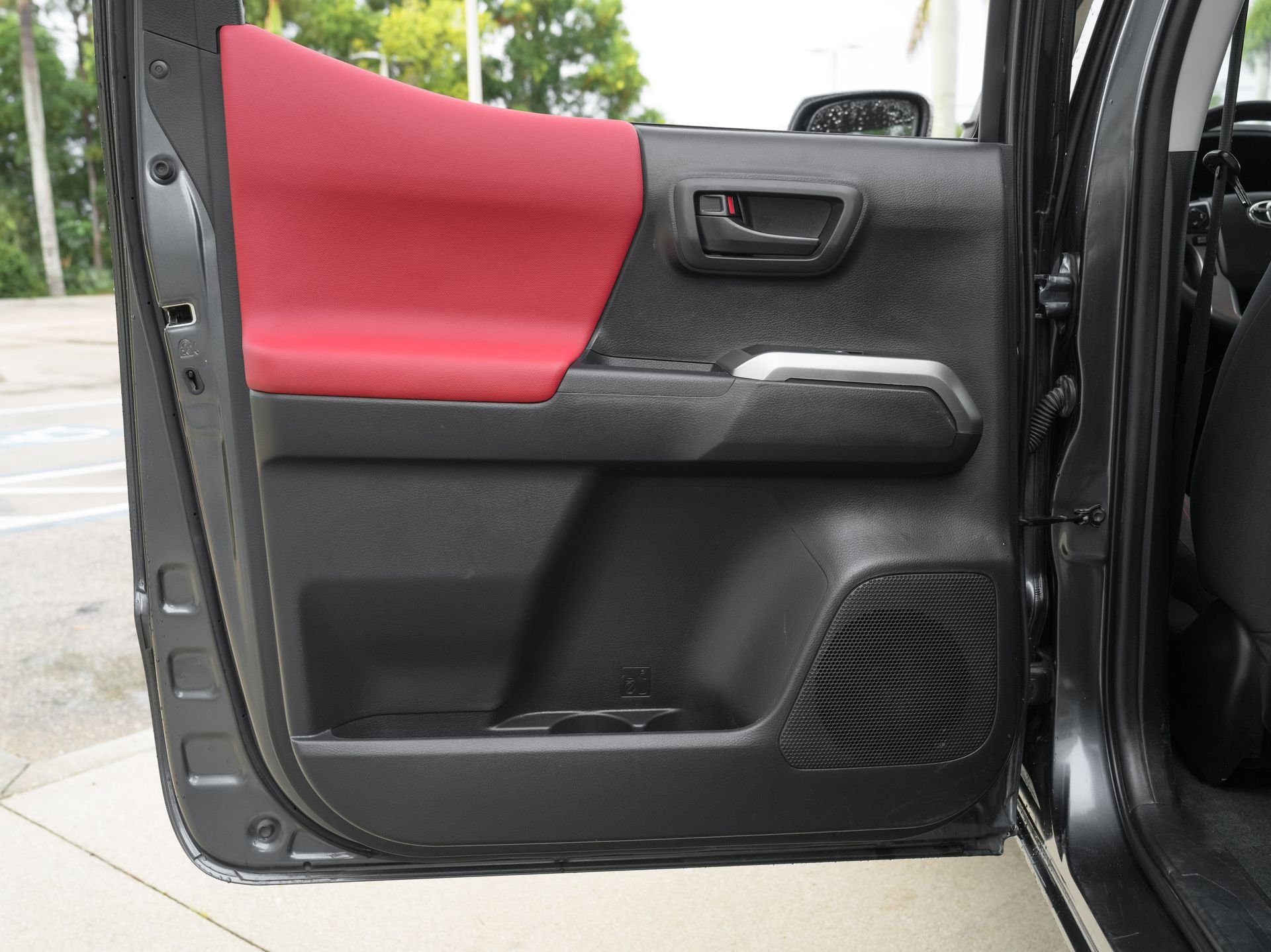 2023 Toyota Tacoma SR5 - Photo 30