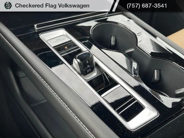 New 2026 White Volkswagen 2.0T SE w/Technology image 41