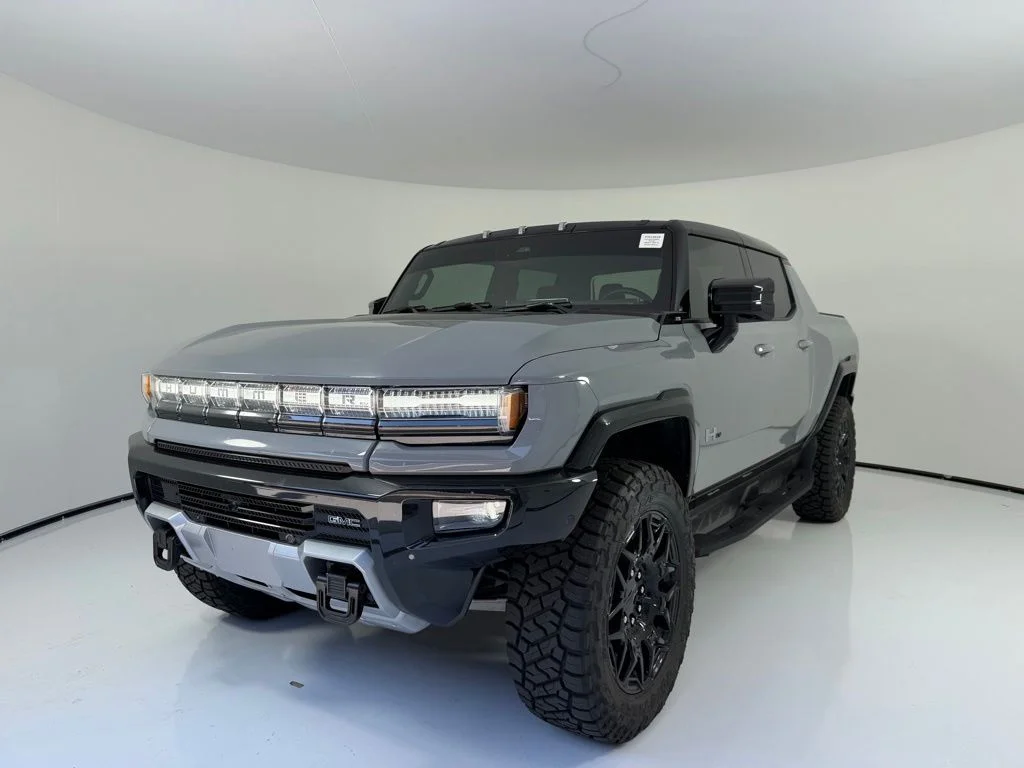 2026 GMC Hummer EV 2X's photo