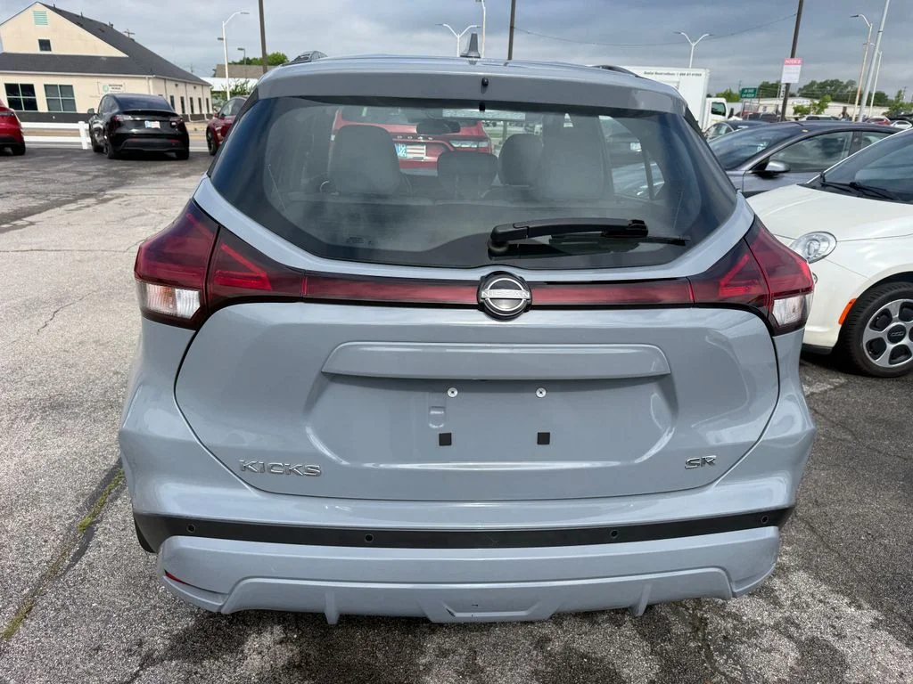 Used 2024 Gray Nissan SR image 22