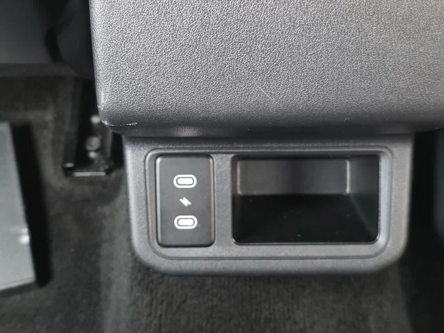 Used 2025 Gray Kia LXS image 28