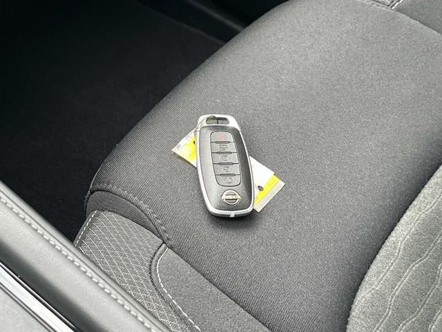 Used 2025 Silver Nissan SV image 39