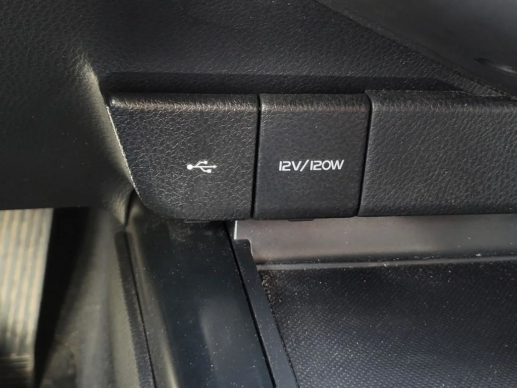 Used 2020 Silver Toyota LE image 22