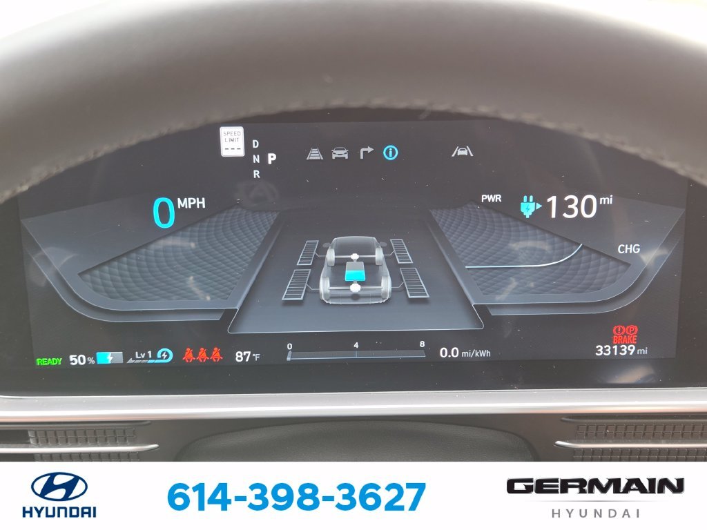 Used 2023 Green Hyundai SEL image 23