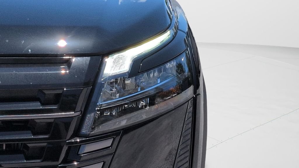 New 2026 Super Black Nissan SL image 24