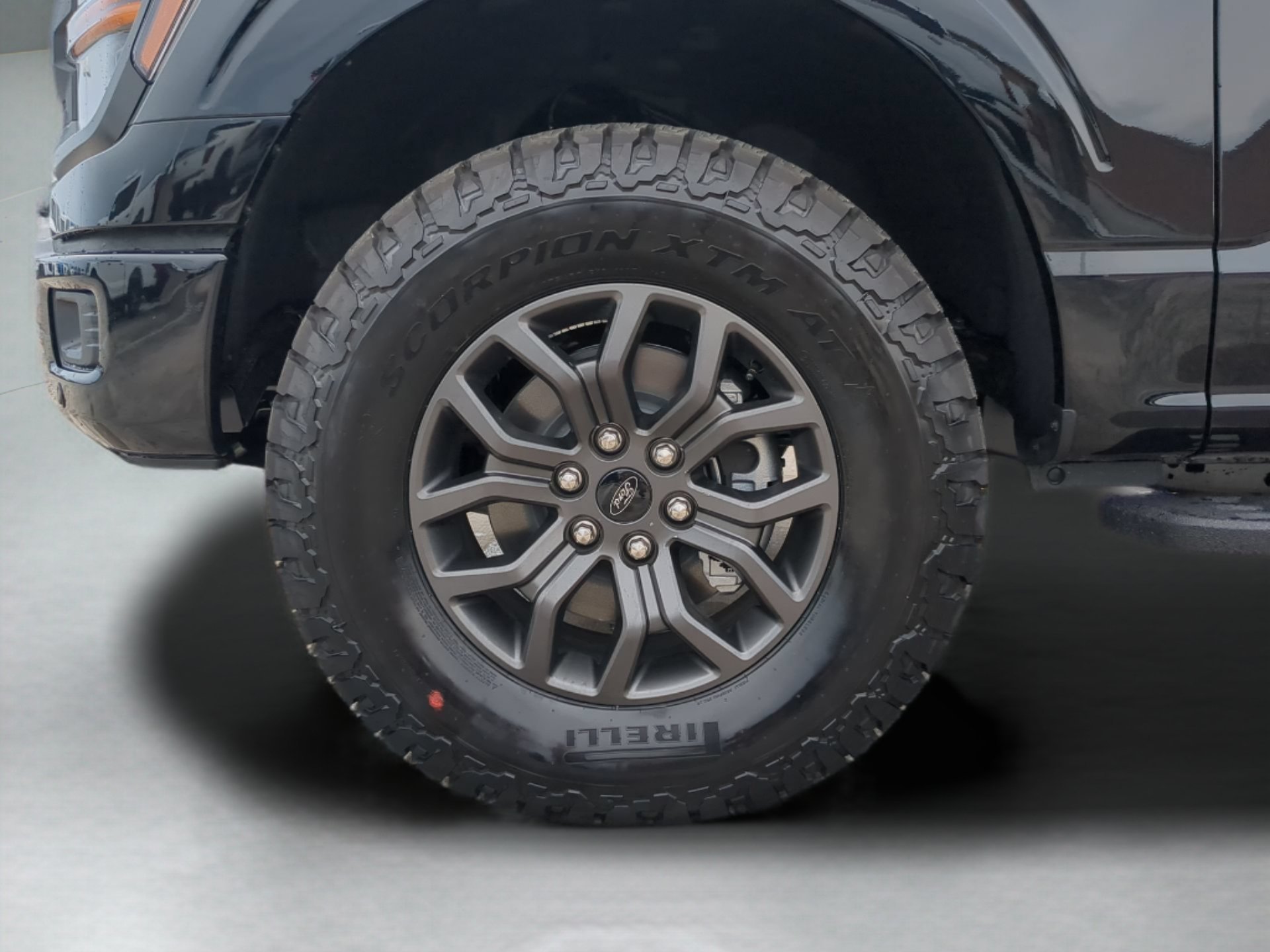 New 2026 Agate Black Metallic Ford Tremor® image 68