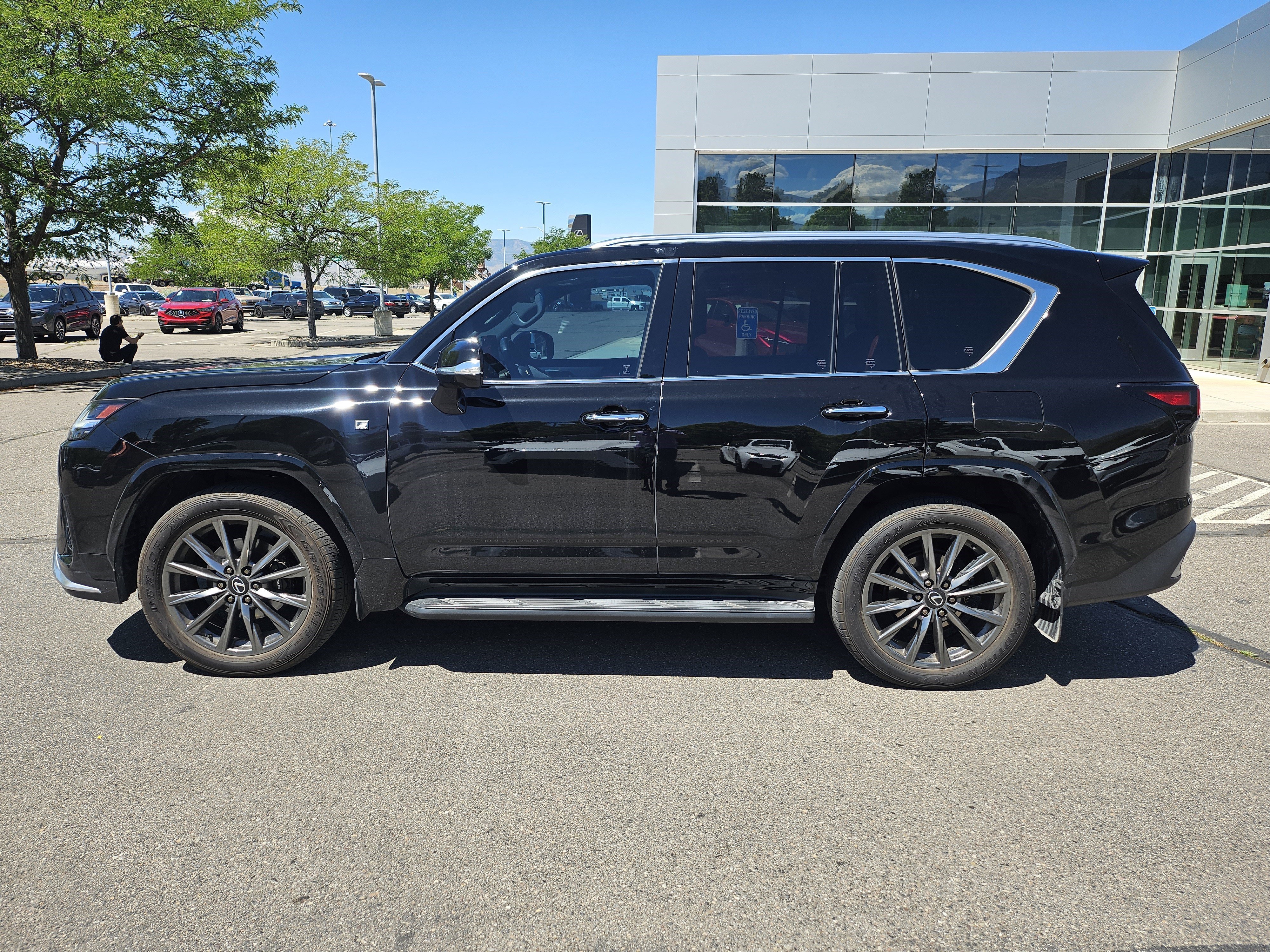 Used 2024 Black Lexus 600 F SPORT image 9
