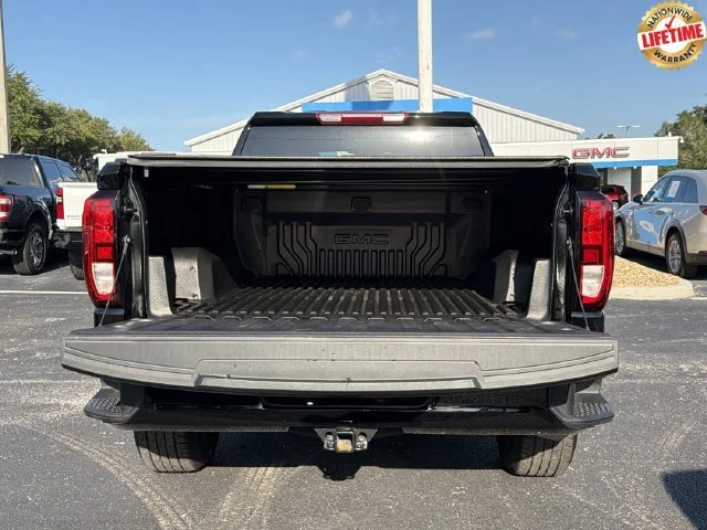 Used 2026 Onyx Black GMC Elevation image 12