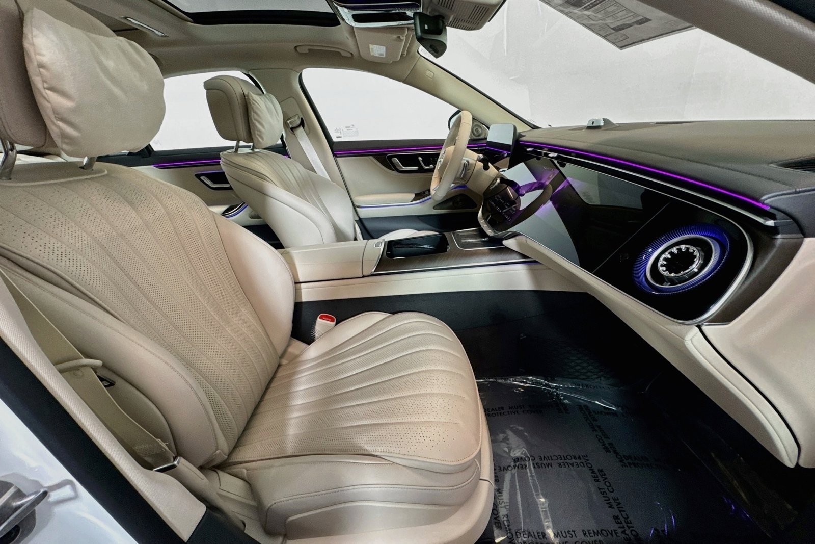 New 2027 MANUFAKTUR Moonlight White Metallic Mercedes-Benz S 500 image 26