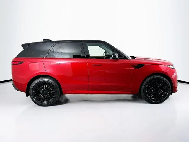 New 2026 Red Land Rover Dynamic SE image 4