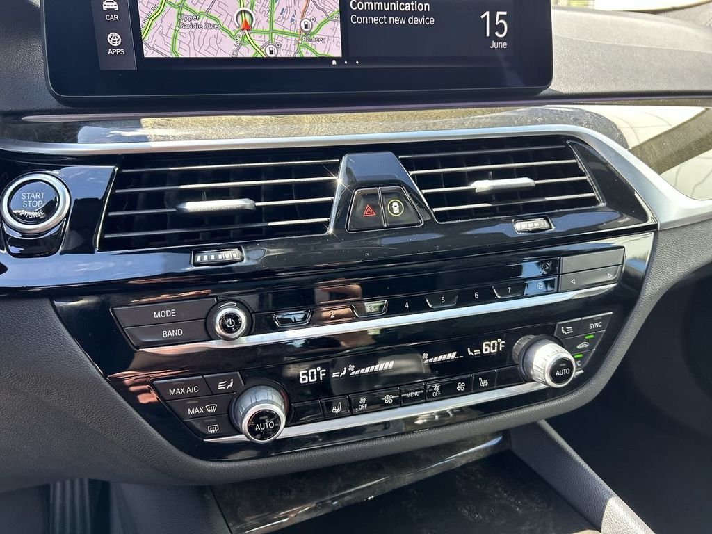 Used 2023 Dark Graphite BMW 540i xDrive image 21
