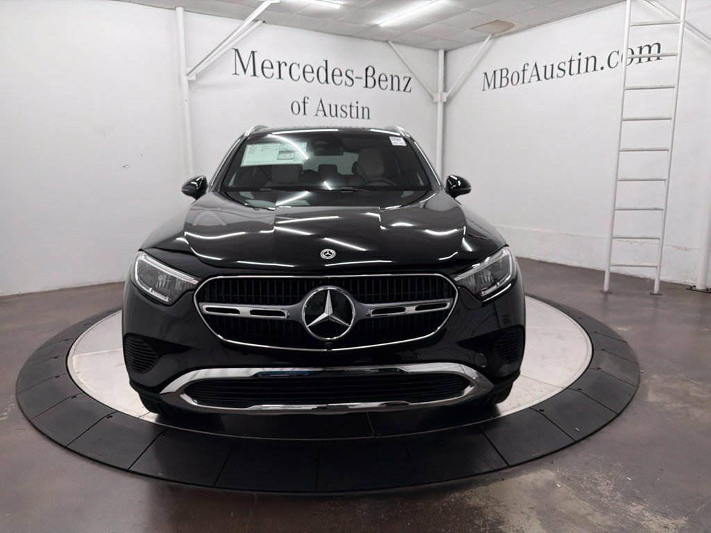 New 2027 Black Mercedes-Benz GLC 300 image 33