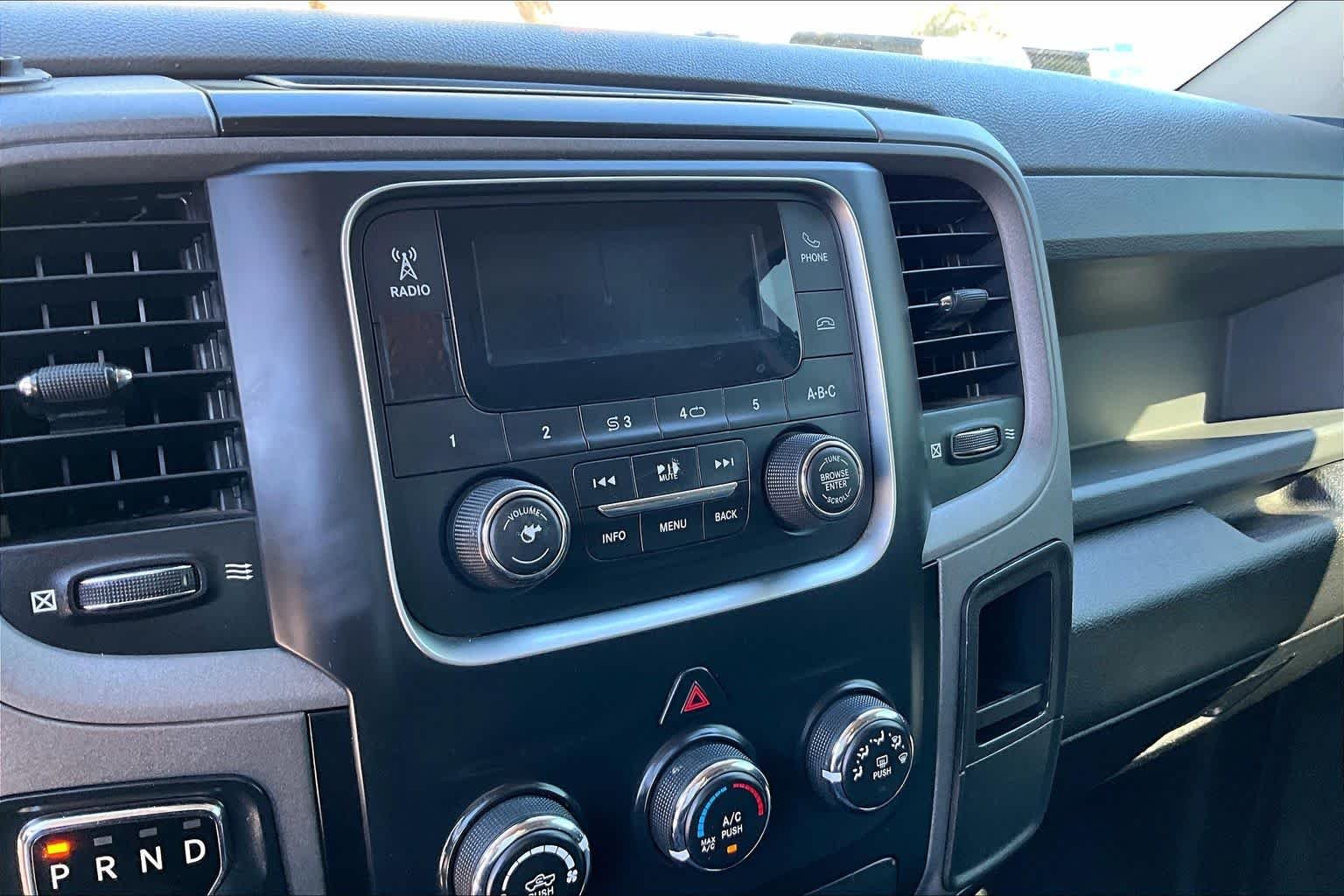 Used 2019 Granite Crystal Metallic Clearcoat Ram Tradesman image 30