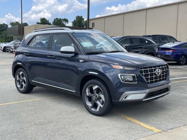 2026 Hyundai VENUE SEL w/Two-Tone Roof