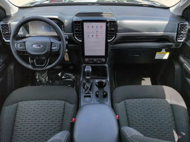 New 2026 Carbonized Gray Metallic Ford XLT image 15