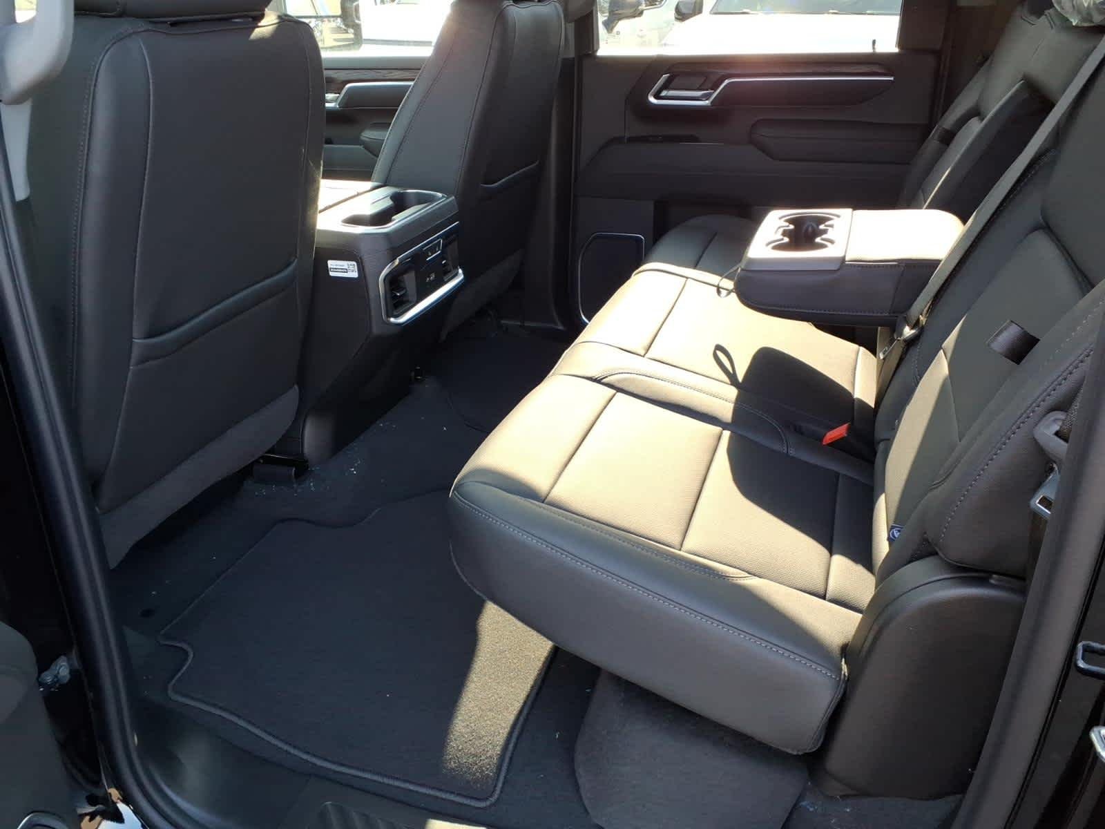 New 2026 Onyx Black GMC SLT image 7