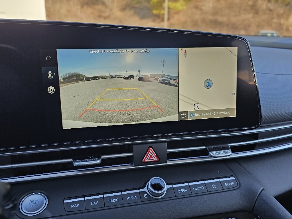2024 Hyundai Elantra SEL - Photo 13