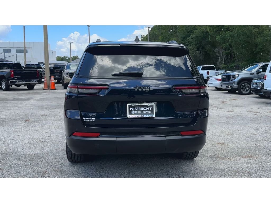 Used 2024 Blue Jeep Limited 4x2 image 7