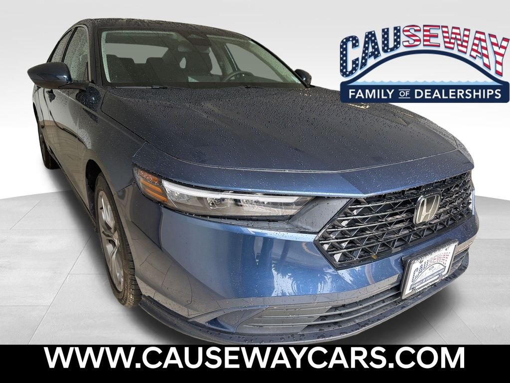 Used 2024  Honda EX image 1