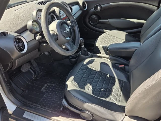 Used 2014 Gray MINI Base image 9