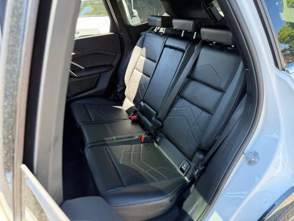 Used 2026 White BMW xDrive28i image 17