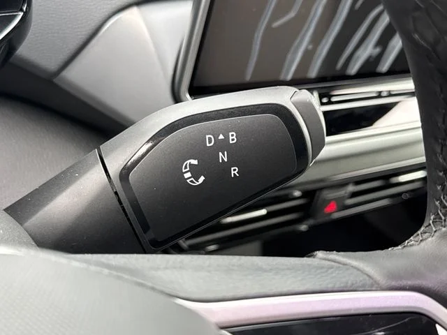 New 2026 Opal White Pearl Volkswagen Pro image 36