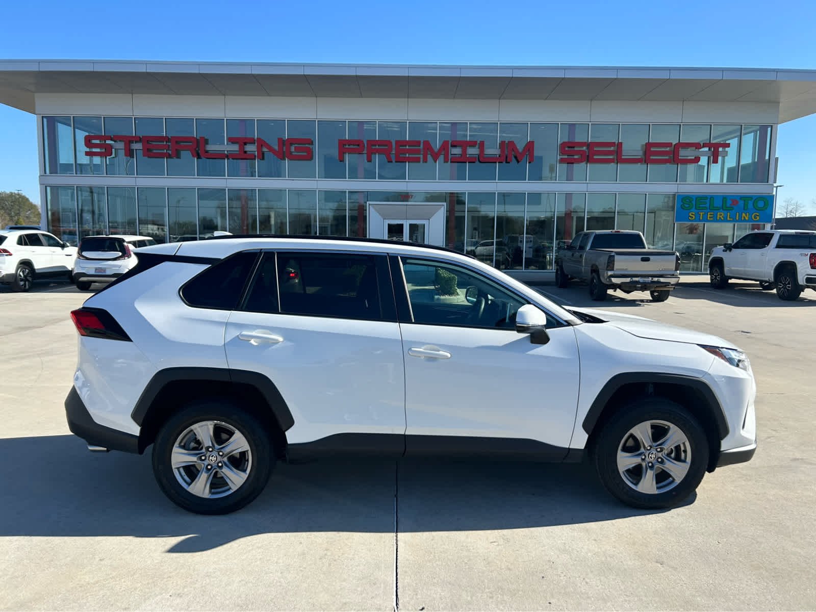 2024 Toyota RAV4 XLE