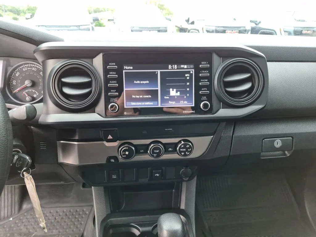 Used 2023 White Toyota SR image 22