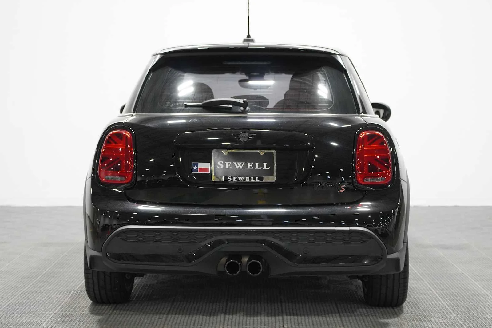 Used 2022 Midnight Black Metallic MINI Cooper S image 5