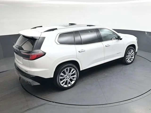 Used 2025 White GMC Denali image 24